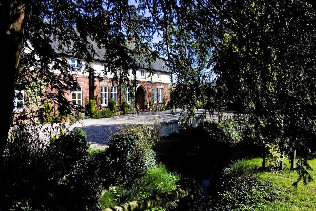 Heywood Hall Denstone Esterno foto
