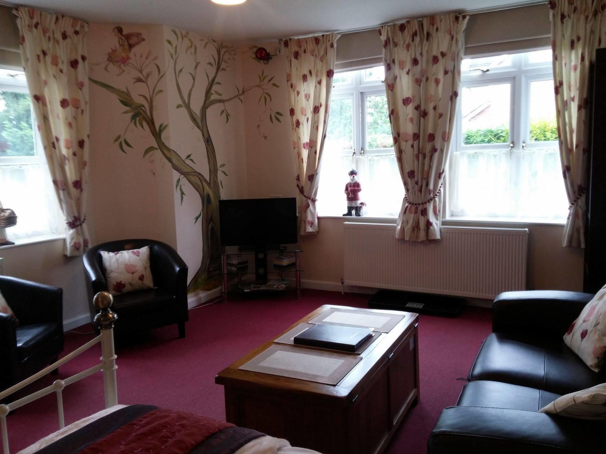 Heywood Hall Denstone Esterno foto